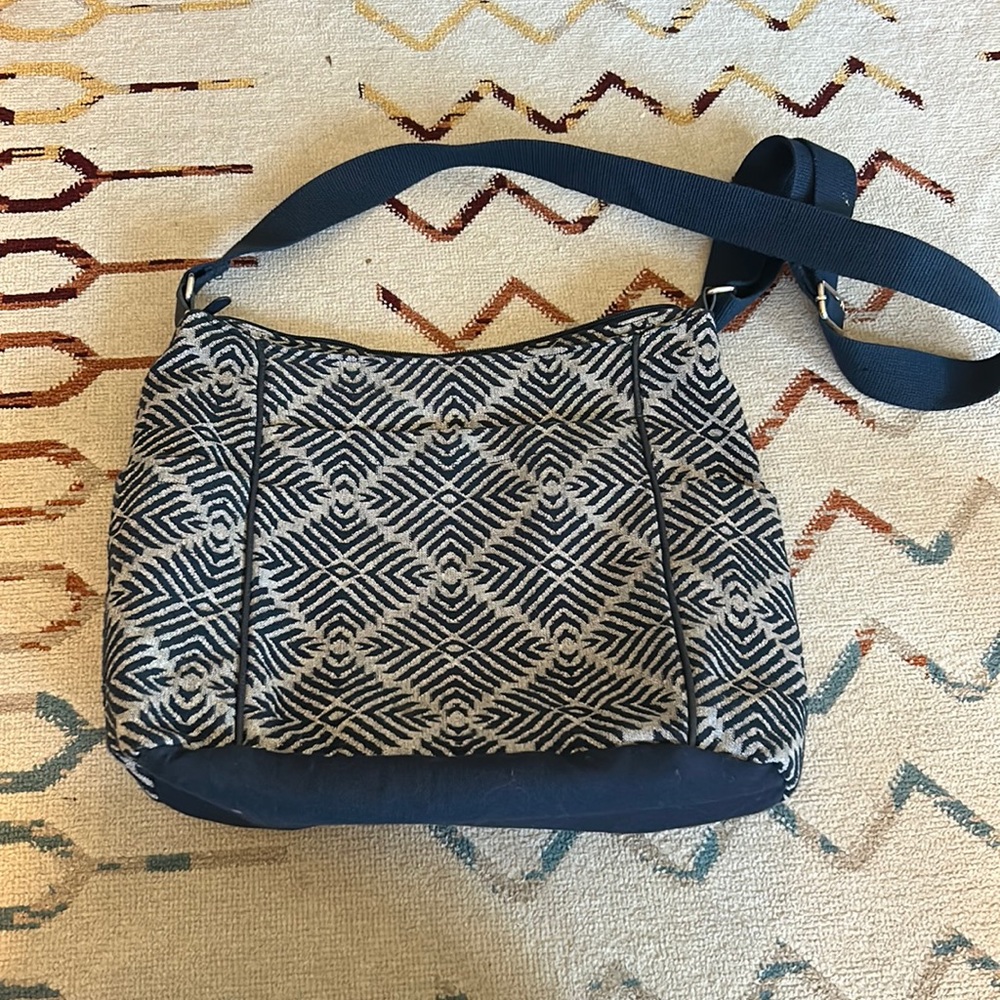 Crossbody bag
